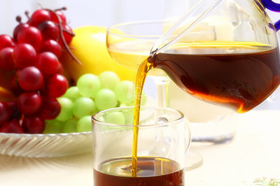 企鵝榨油機生產(chǎn)廠家談談菜籽油價格問題(圖1)